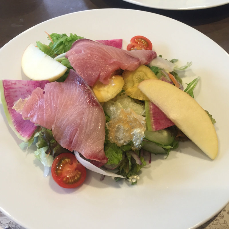 冬の根菜と鰤のサラダ(宇豆基野 本店 )