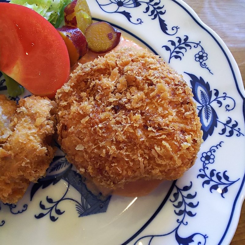 カニクリームコロッケとひれかつ（ランチ）(ティファ)