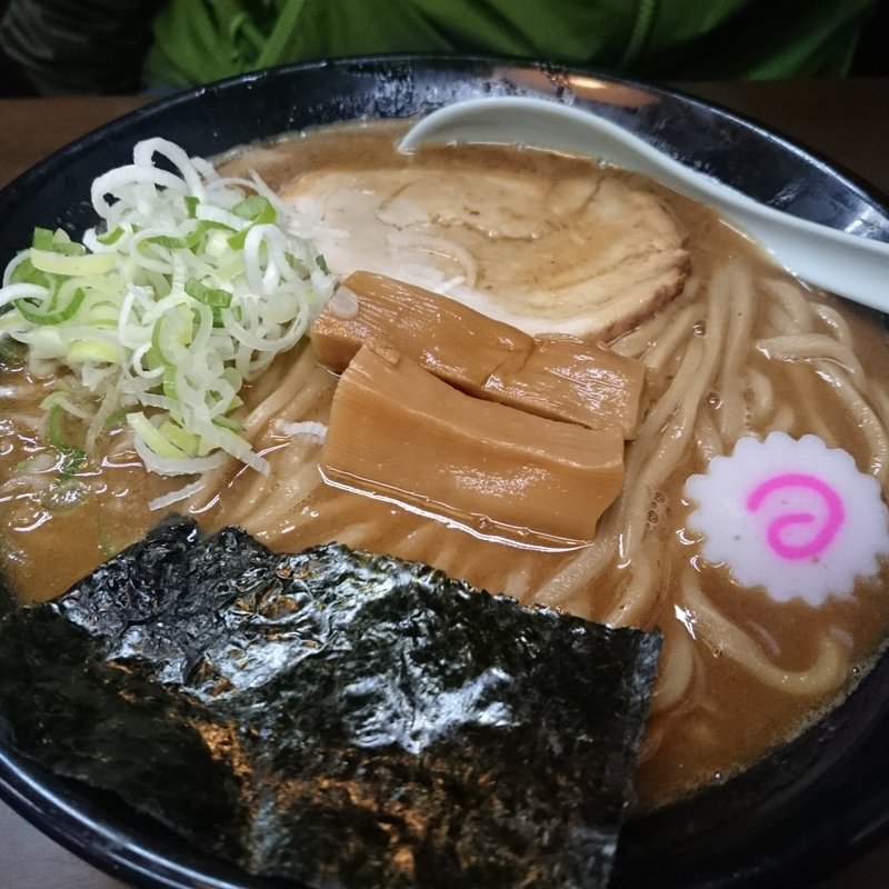 濃厚中華そば （ 中 ）(東池袋大勝軒　桜ROZEO （ヒガシイケブクロタイショウケンサクラロゼオ）)