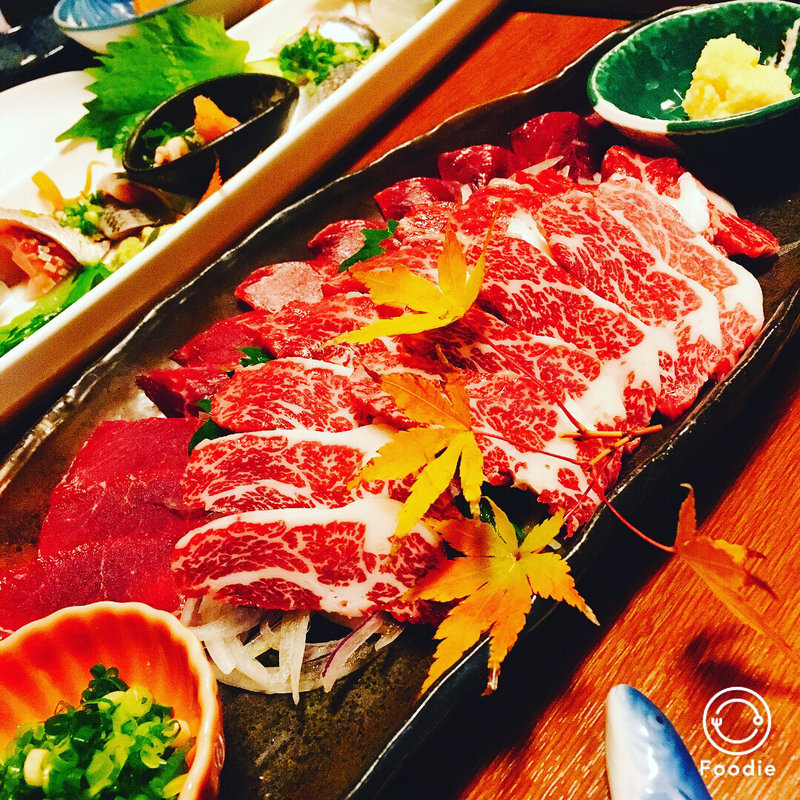 馬刺し(しば田)