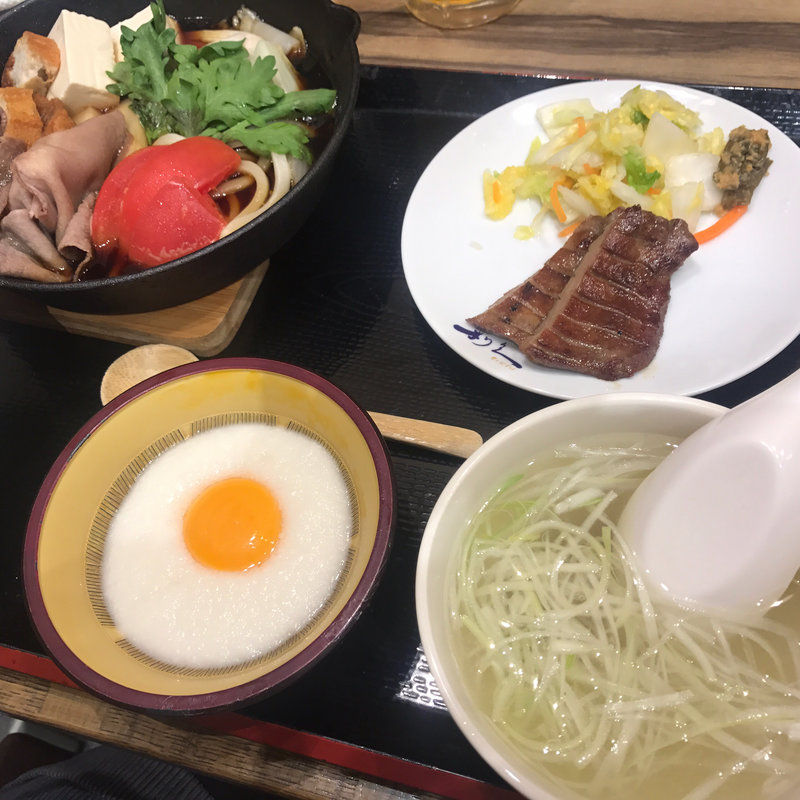 牛タンすきやき定食(牛たん炭焼 利久 ラゾーナ川崎店)