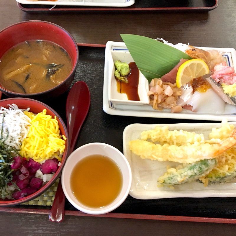 海鮮・てんぷらランチ(海鮮すし食堂 にほんのうみ刈谷本店)