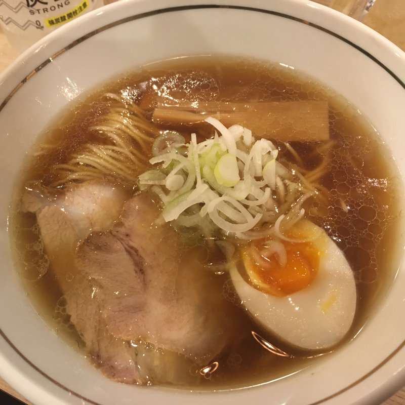 あっさり醤油ラーメン(らぁ麺 紬)