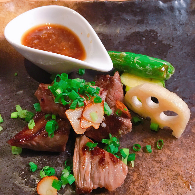 黒毛和牛のサイコロステーキ(串カツ とんかつ jiro)