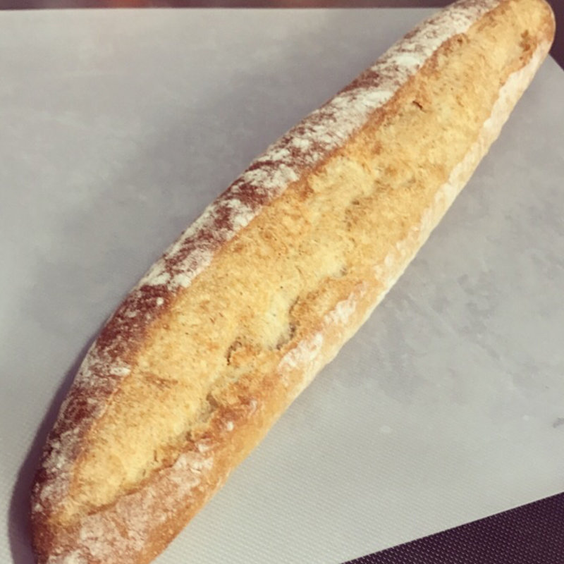 石臼挽き粉薫るバゲット(アンデルセン ルミネ北千住店)