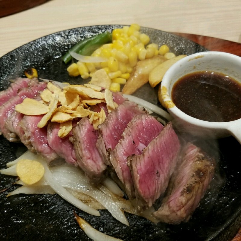 ハネシタステーキ(牧場のステーキ屋さん )