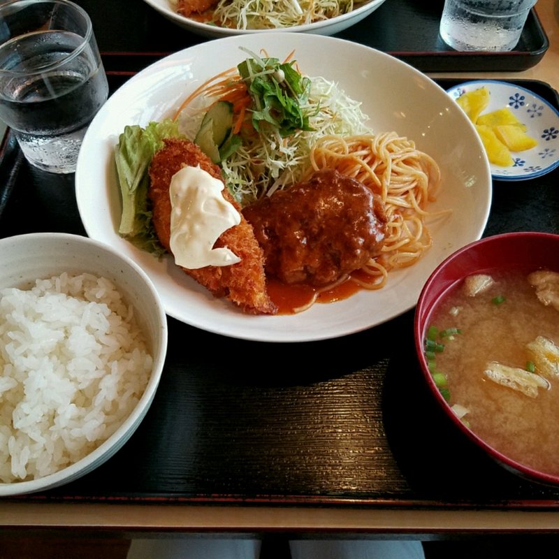 衣笠定食(レストラン衣笠)