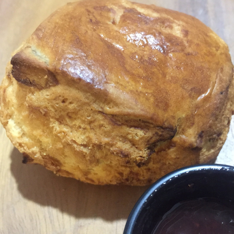 スコーンプレーン(メゾン ロミ･ユニ)