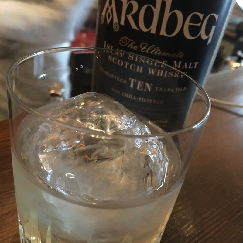 ARDBEG 10Y(エリュクス)