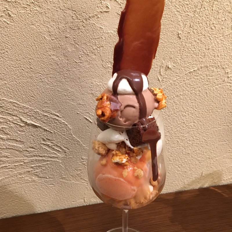 チョコレートパフェ(Sugitora スギトラ)