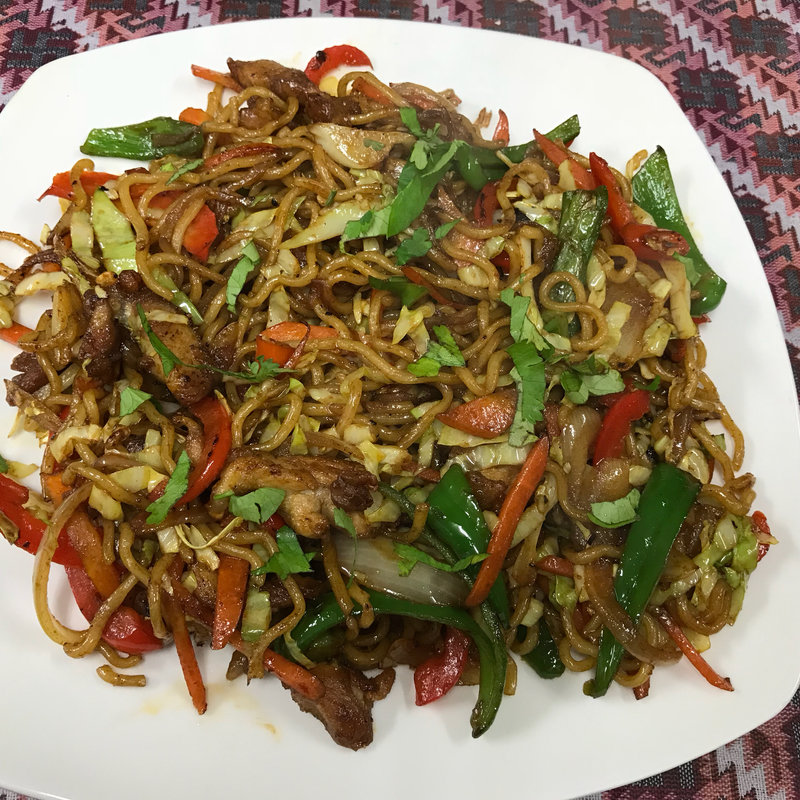 チョーメン(SHIKHAR BAZAR)