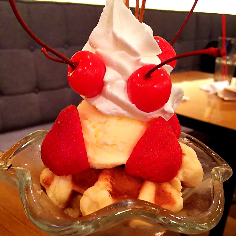 ストロベリーチェリーマンゴースペシャル(WIRED CAFE 横浜相鉄ジョイナス店)