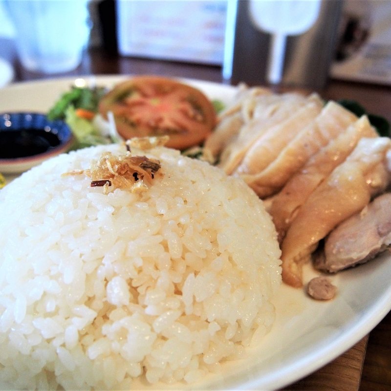 海南チキンライス(ばく亭)
