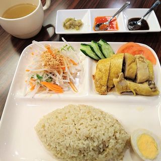 海南鶏飯(シンガポールダイニング momochacha)