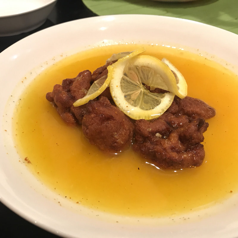 レモンチキン(スパイシービストロ タップロボーン 南青山本店)