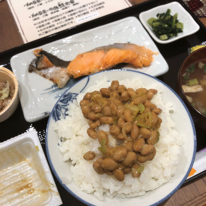 焼き鮭納豆食べ放題定食(納豆工房 せんだい屋 高円寺店)