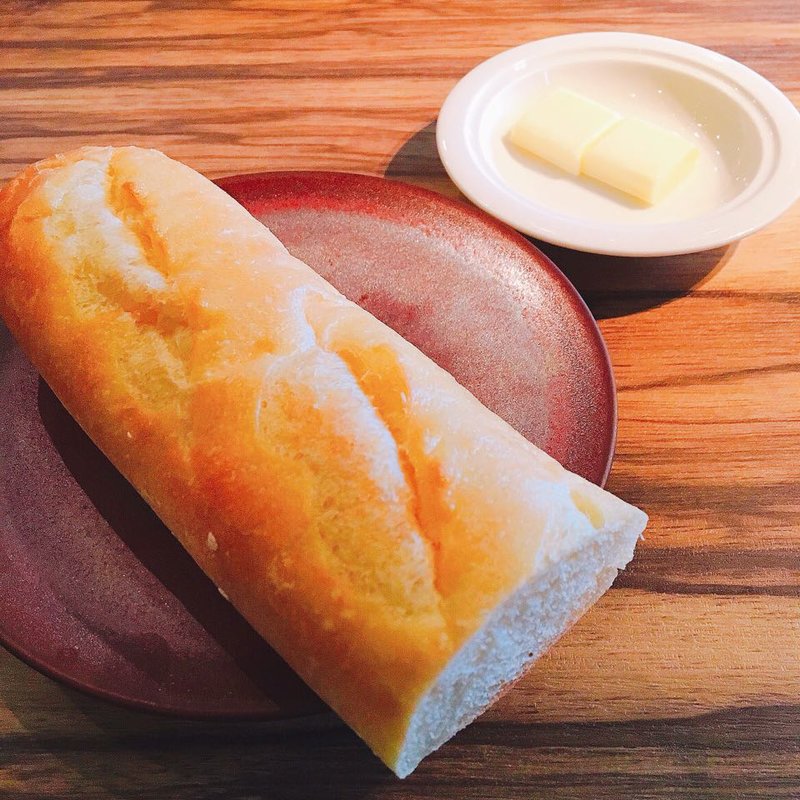 パン(イグレックテアトル （igrek THEATRE）)