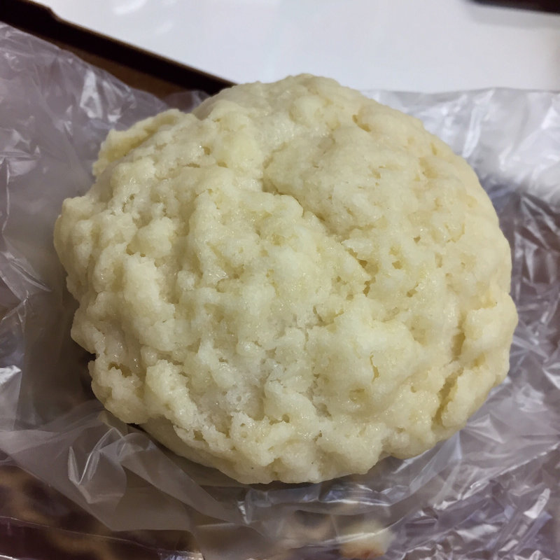 白メロンパン(パン屋 P-BOX)