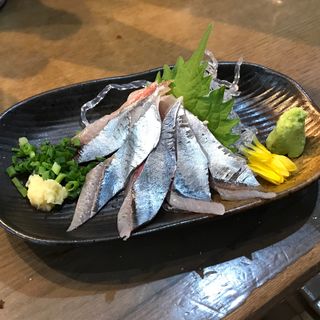 秋刀魚の刺身(立呑み 魚椿 本店)