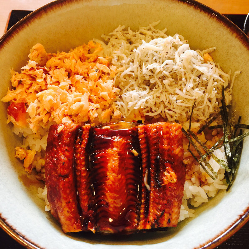 鮭、白子、鰻丼(丼太郎 江戸川橋店)