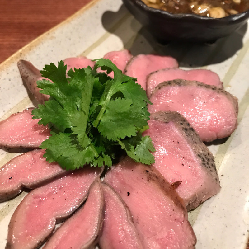 羊タン炙り 青花椒葱ソース(風乗りメリー)