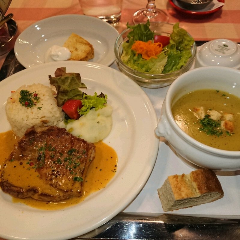 日替わりランチ～豚のローストマスタードソース～(クレッソニエール)