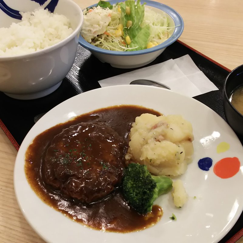 北欧風シチューハンバーグ定食＋ポテトサラダ(松屋 川崎西口店 )