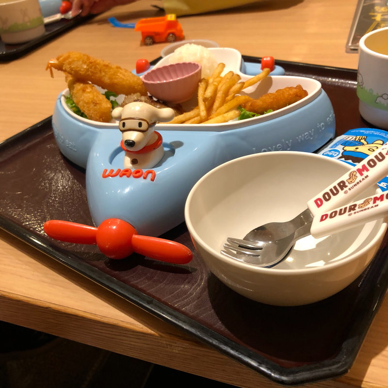 お子様セット(イオンリカー イオンスタイル茨木店)