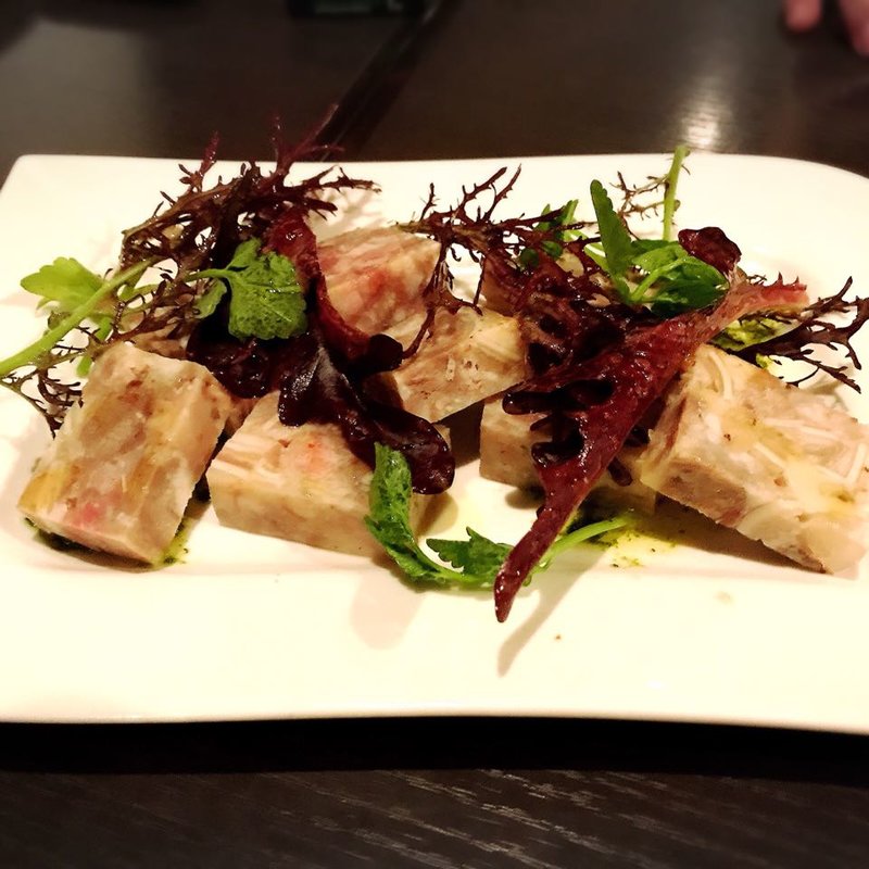 豚足・豚耳・豚舌・豚ホホ肉のソプレッサート(イーターブル （eatable）)