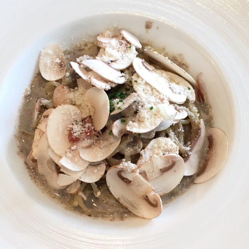 山形県産マッシュルームのスパゲッティーニ(サーラ ビアンキ アル・ケッチァーノ )