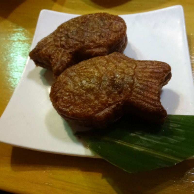 揚げたい焼き(日本酒原価酒蔵 横浜関内店)