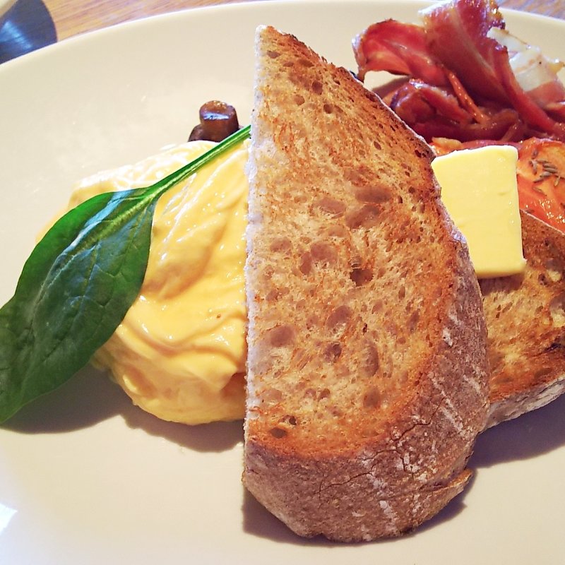 フルオージーブレックファスト(bills)