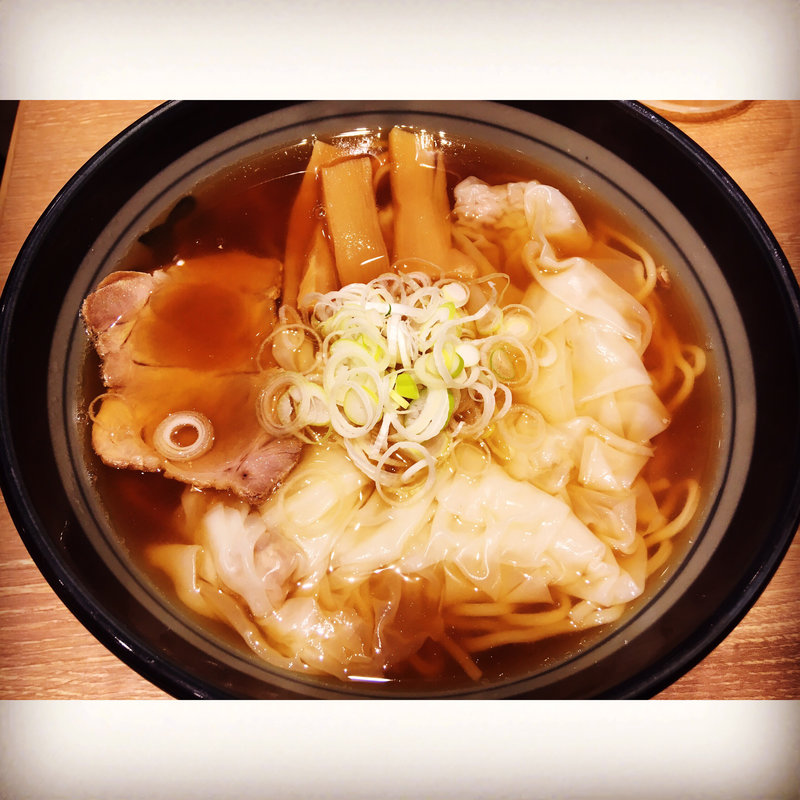 極薄ふわとろワンタンメン(ラーメン滑走路)