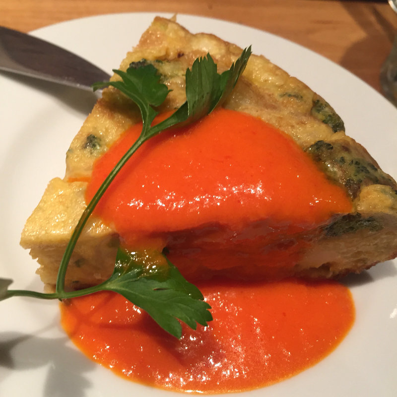 本日のスペインオムレツ( small cut )(シラントロ)