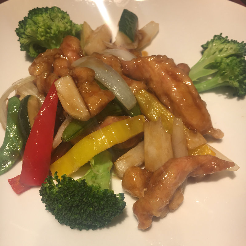 鶏肉と季節野菜の黒酢炒め(ふーみん )