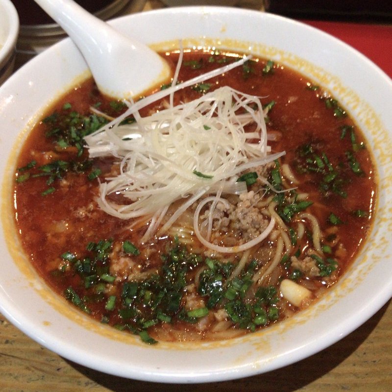 勝浦タンタンメン (萬里鮮 （バンリセン）)