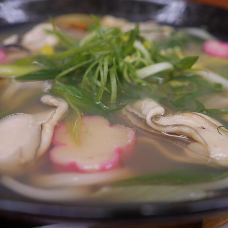 広島（牡蠣と白ネギのおうどん）(手打ちうどん 紅屋)