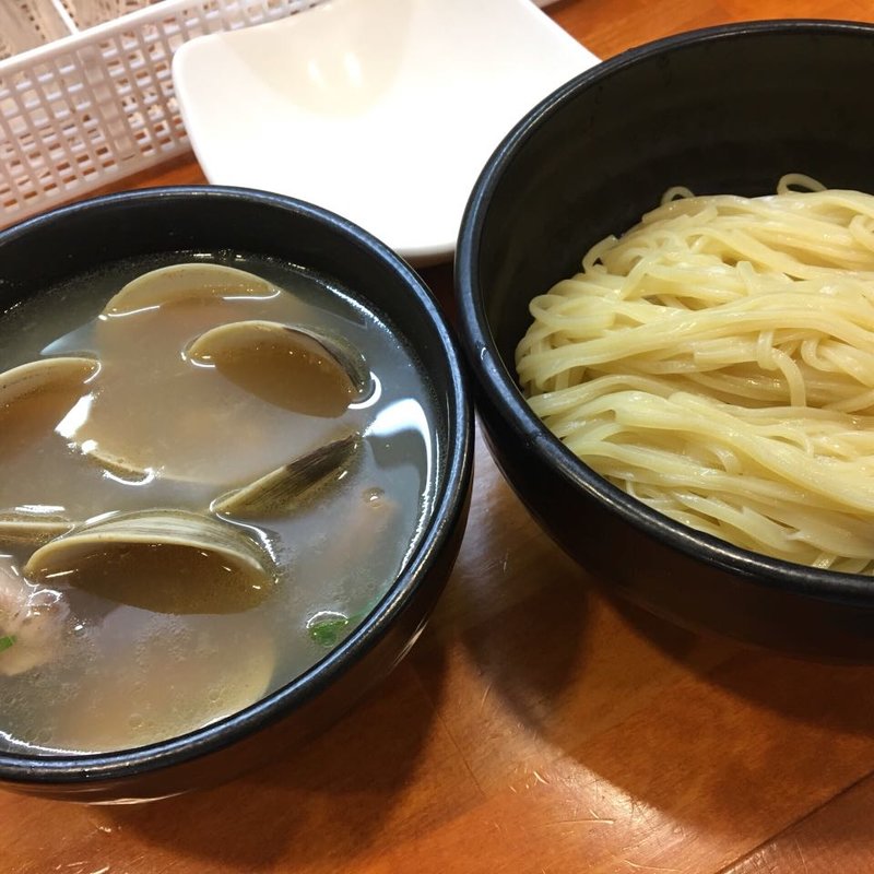 ホンビノス貝の塩つけ麺(ラーメン哲史)