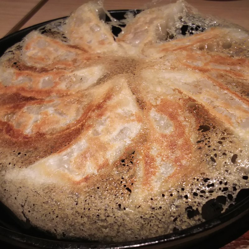 鉄板餃子(さかなや道場 柏東口店 )