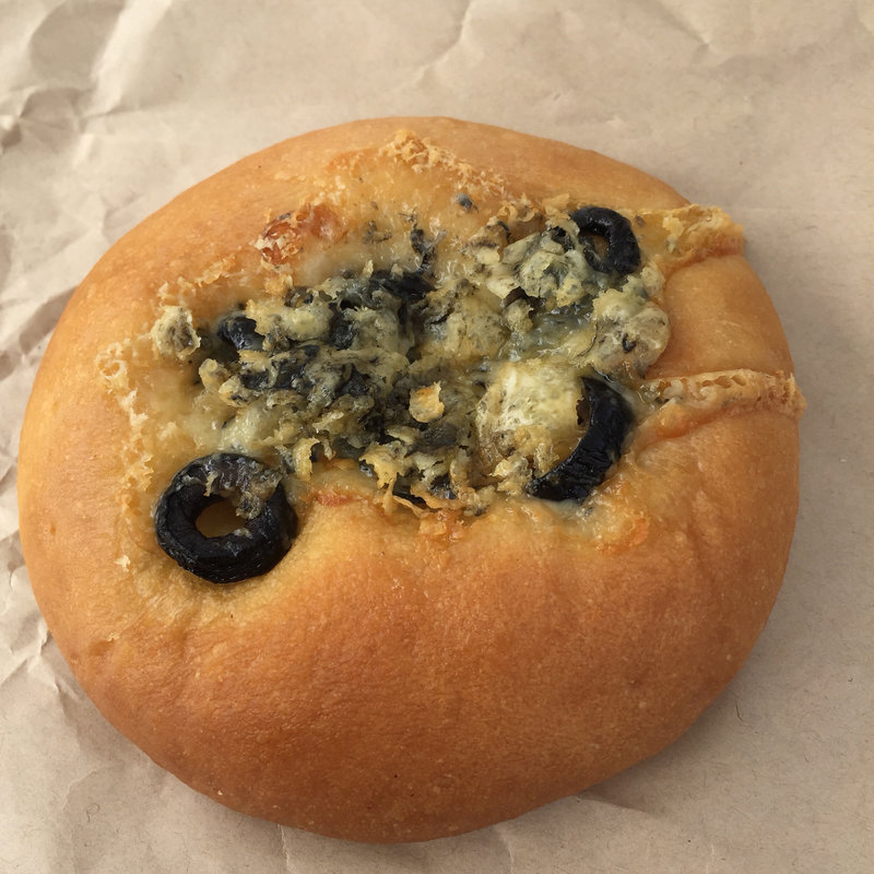 オリーブのフォカッチャ(Le Pain Quotidien ル・パン・コティディアン 芝公園店)