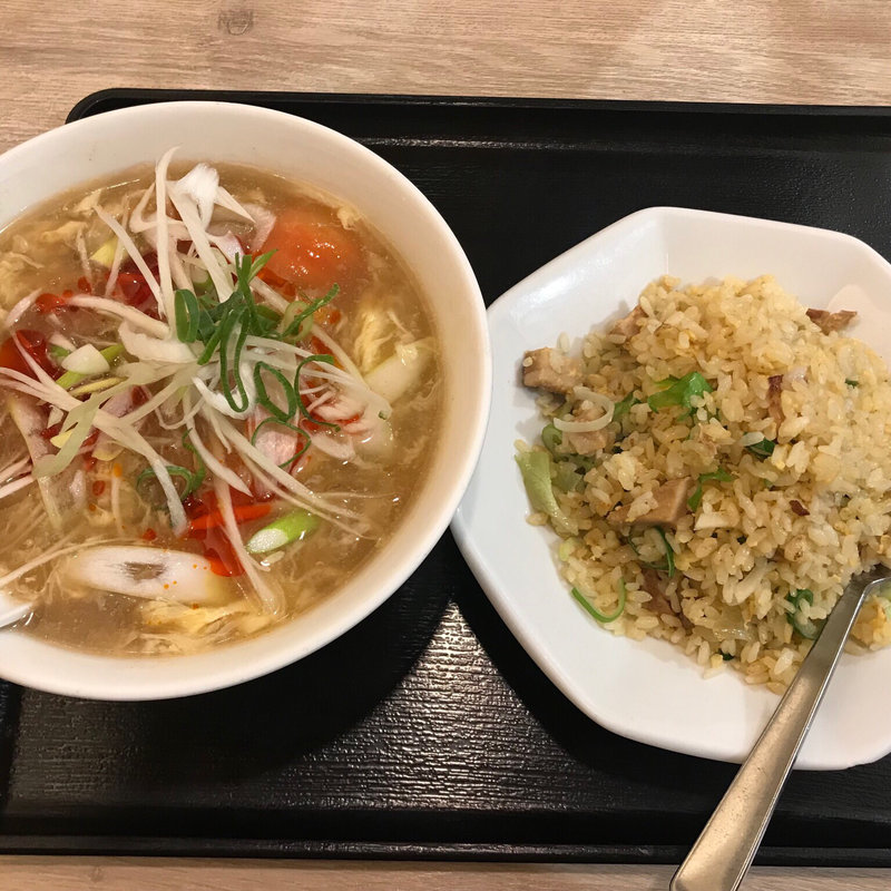 ぷりぷり海老&完熟トマトのサンラータン麺 (チャーハン達人 アリオ北砂店)