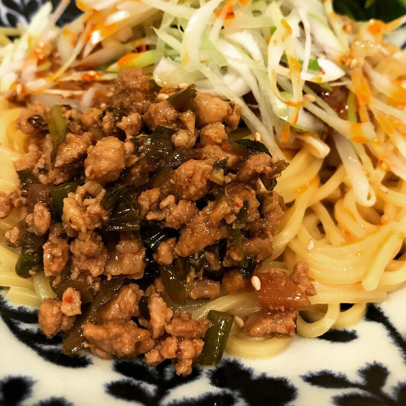 汁なし担々麺 おや(麺屋 大申 神保町店)