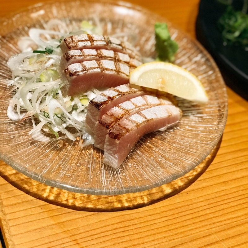 ひるが寒ぶり 炙り刺し(四十八漁場 府中店)