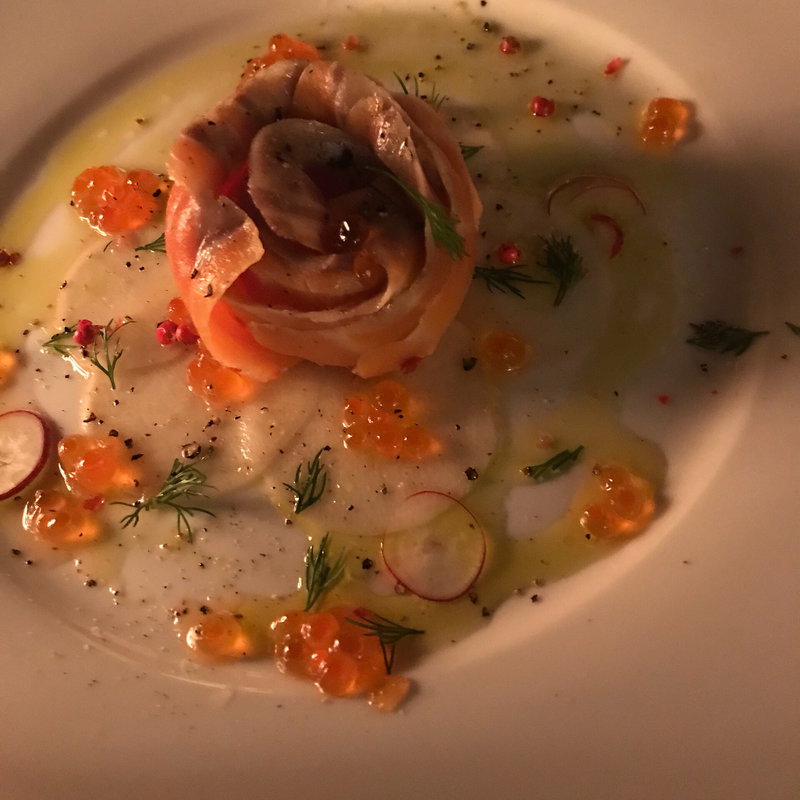 燻製した魚介たっぷりのアクアパッツァ(nakameguro 燻製 apartment)