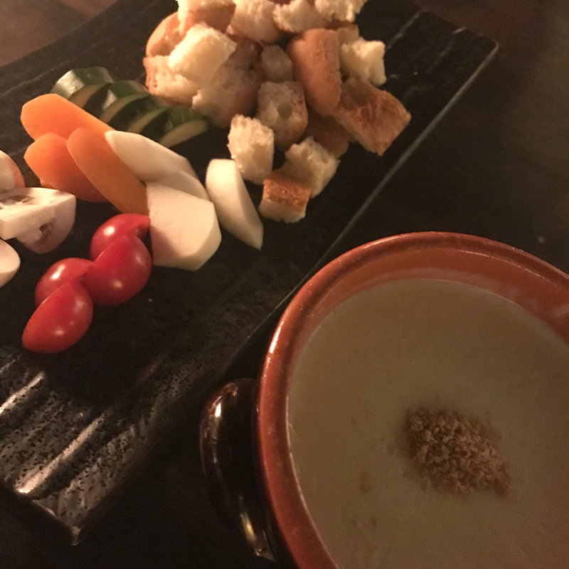 燻製チーズフォンデュ(nakameguro 燻製 apartment)