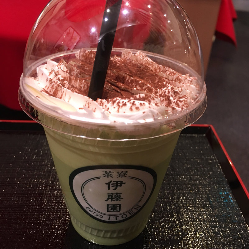 抹茶ティラミスラテ 冷(茶寮 伊藤園 福岡空港店)