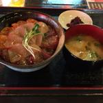 海鮮丼定食(居酒屋　ぎょっぷ )