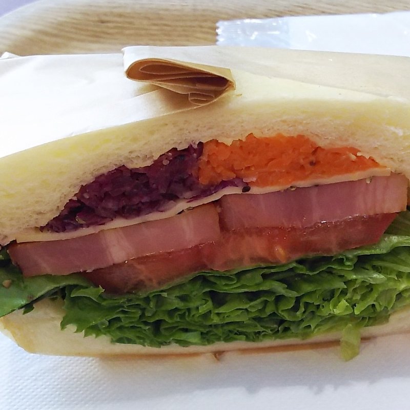 厚切りスモークベーコンサンド(カフェブリッコ 町田多摩境店)