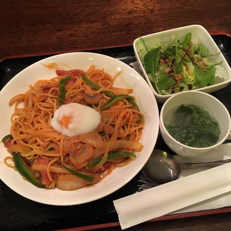 喫茶店のナポリタン 多め(器と喫茶 估々)