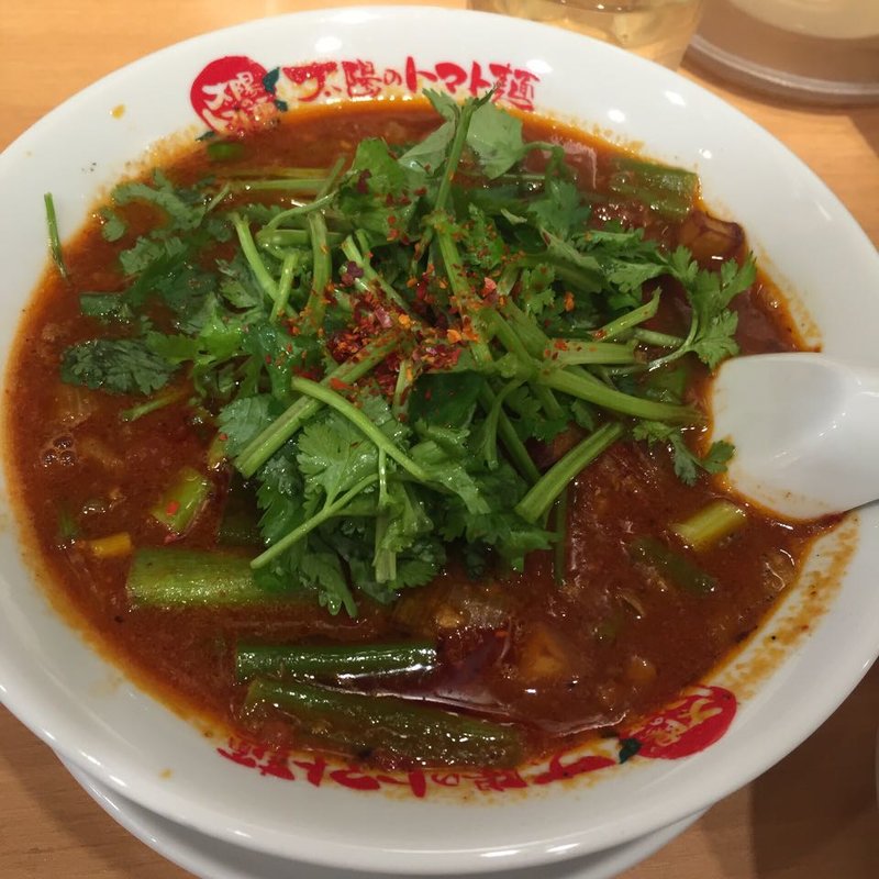 秋季限定やみつきパクチーのスパイシートマト麺(太陽のトマト麺 三田支店)